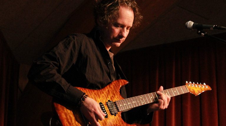 guitar-_0001s_0001_Chris Biesterfeldt.jpeg